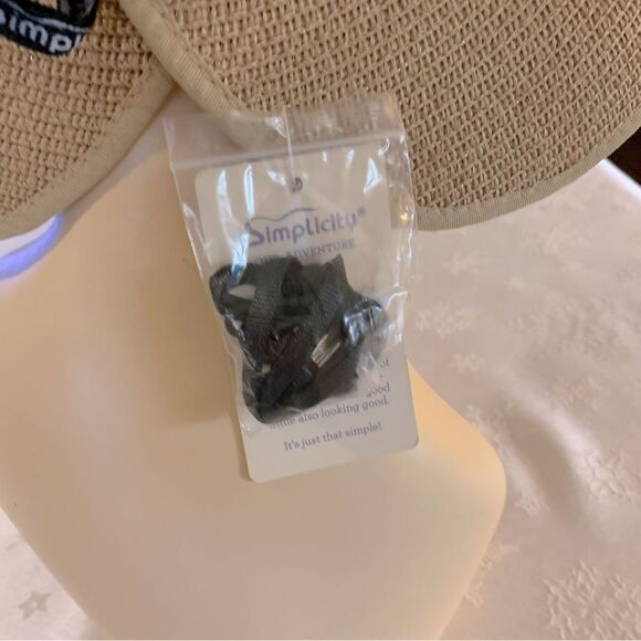 Simplicity Hat Tan Wide-Brimmed Neck Strap Adj One Size NWT Gorgeous - Picture 5 of 9